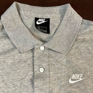 NWOT Mens Grey Nike Short Sleeve Polo